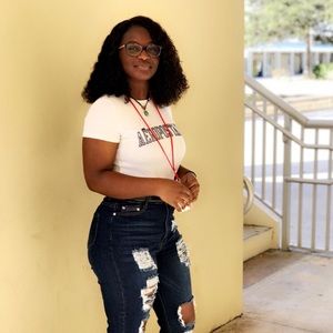 Meet your Posher, Racquel